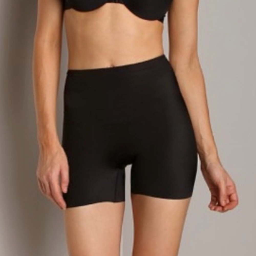 Spanx Simplicity Girl Short Tummy Hip Thigh Shaper Shapewear Small